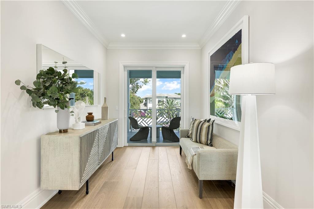 MOORINGS - Residential