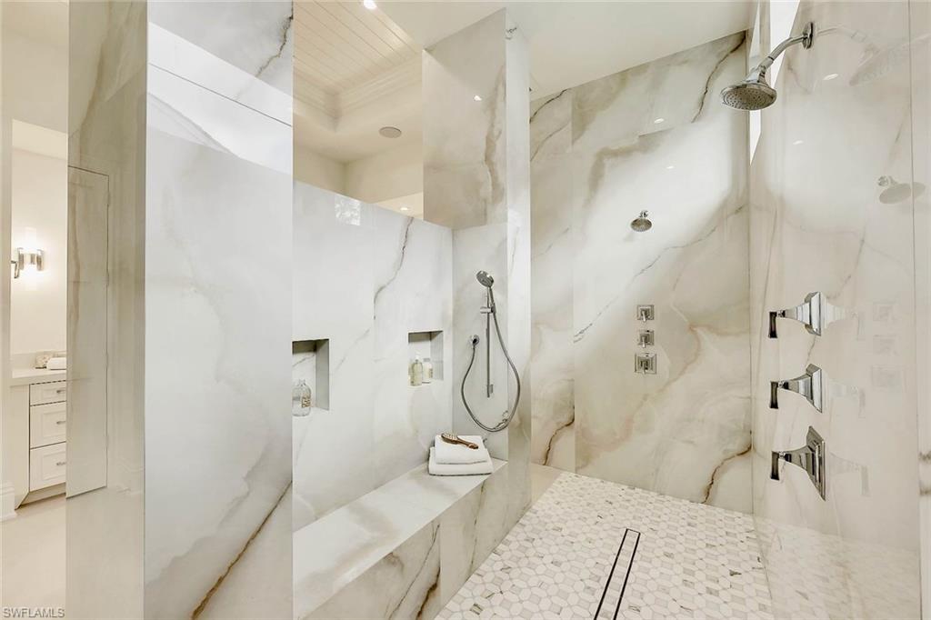 MOORINGS - Residential