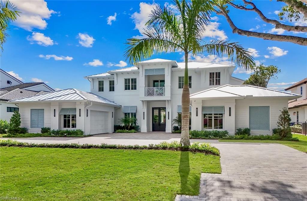 MOORINGS - Residential