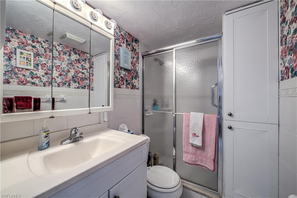 BEACH & TENNIS CLUB - Residential