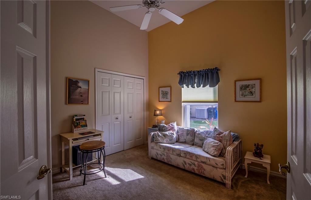 FOUNTAIN LAKES - Residential