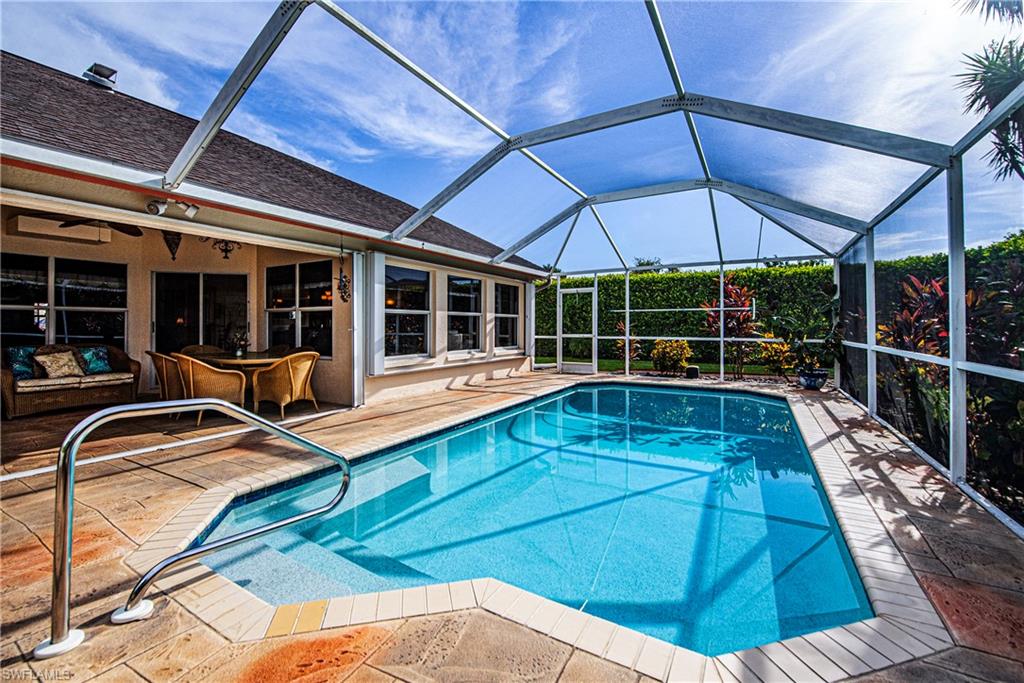 FOUNTAIN LAKES - Residential