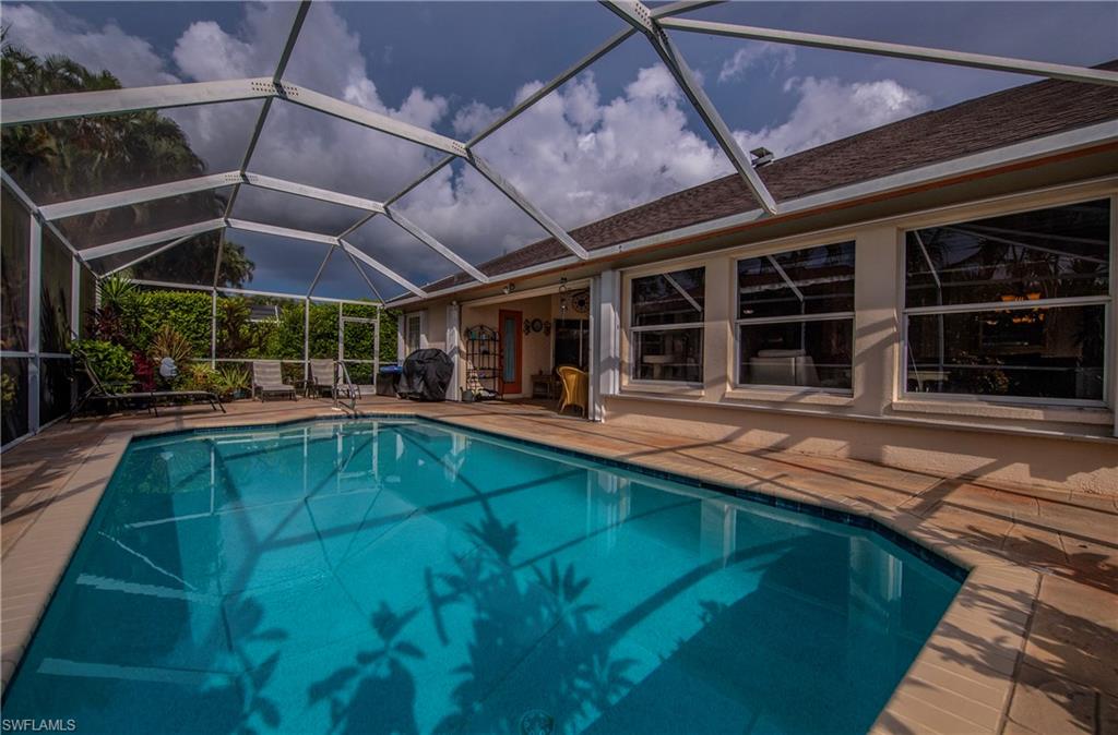 FOUNTAIN LAKES - Residential