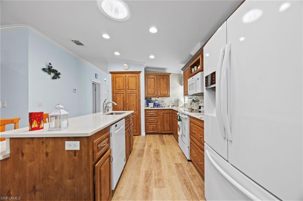 SILVER LAKES - Residential