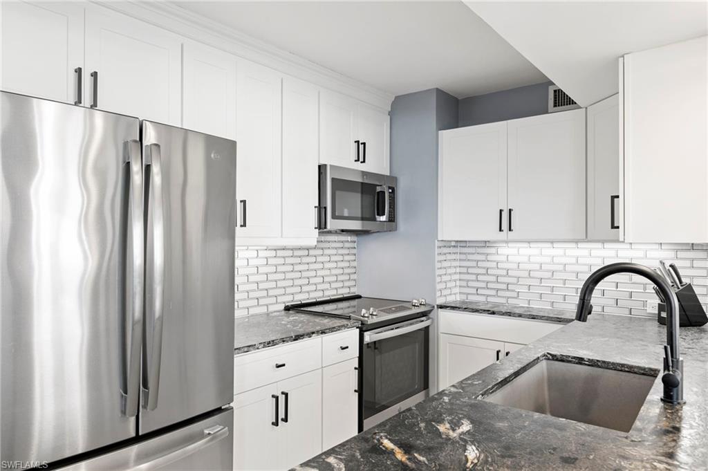 SANDCASTLE AT MARCO BEACH - Residential