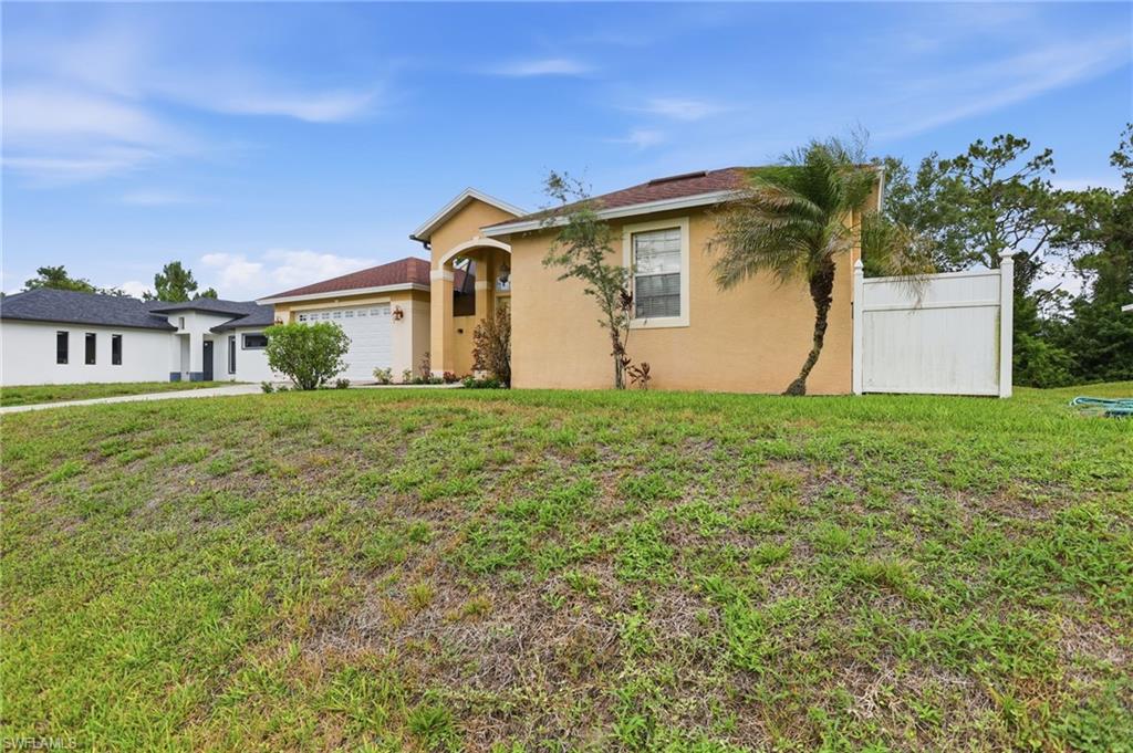 LEHIGH ACRES - Residential