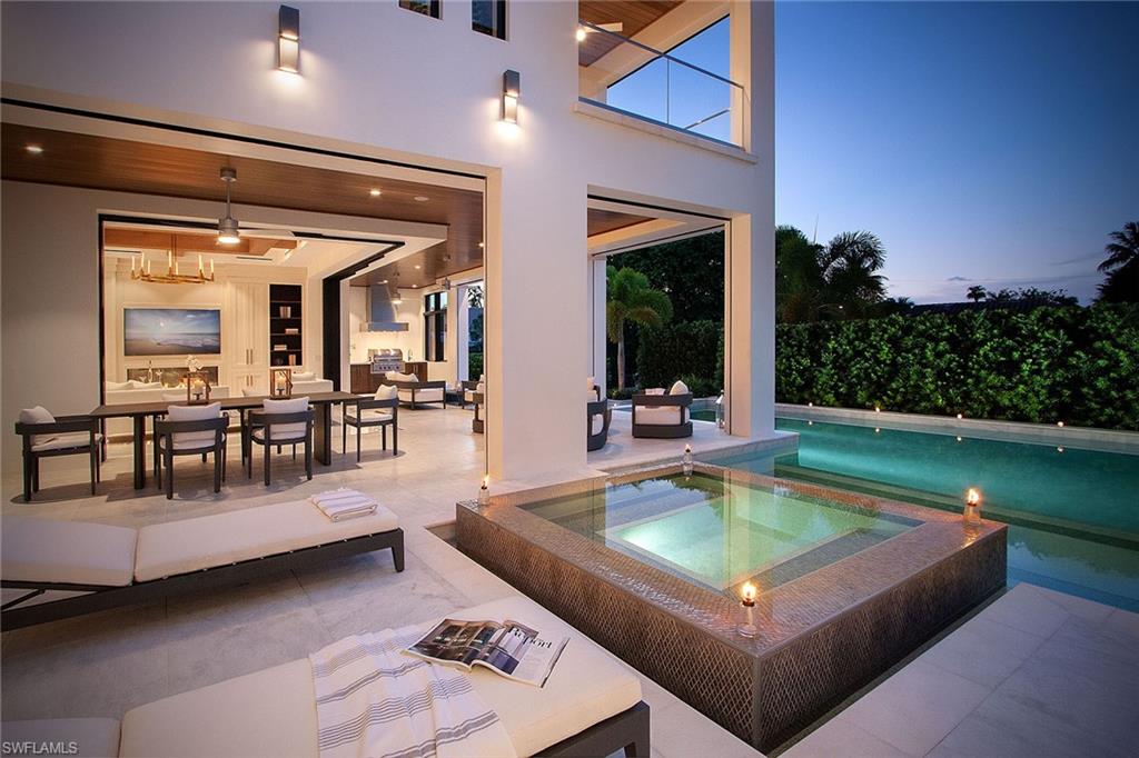 AQUALANE SHORES - Residential