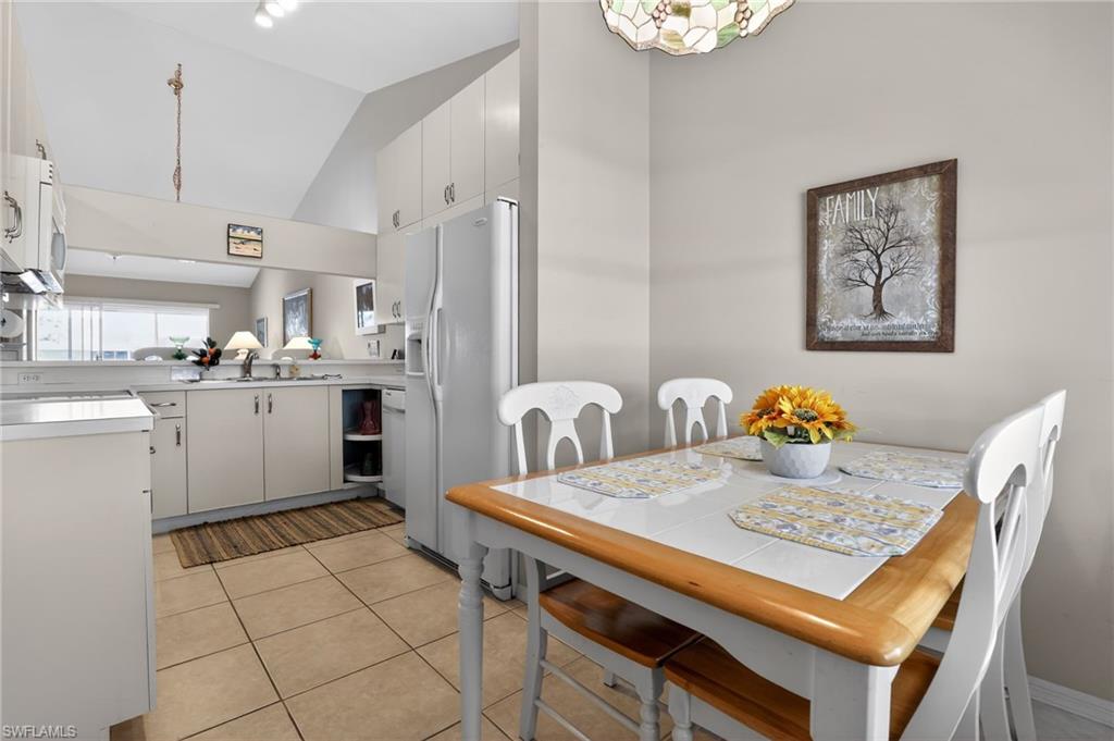 PEBBLE SHORES - Residential