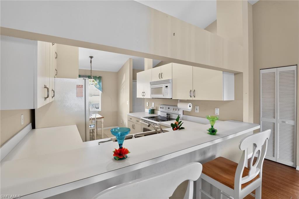 PEBBLE SHORES - Residential