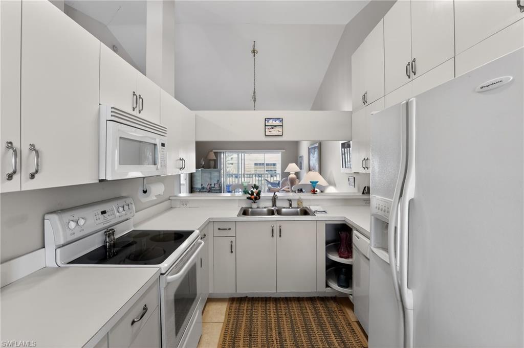 PEBBLE SHORES - Residential