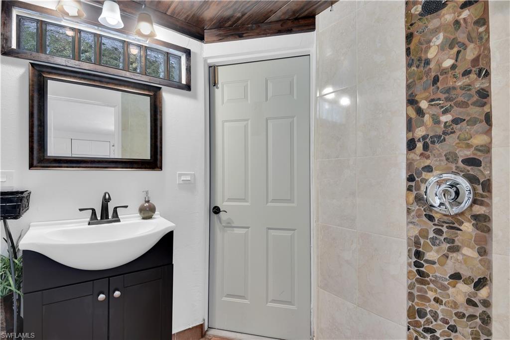 RUSSELL PARK - Residential