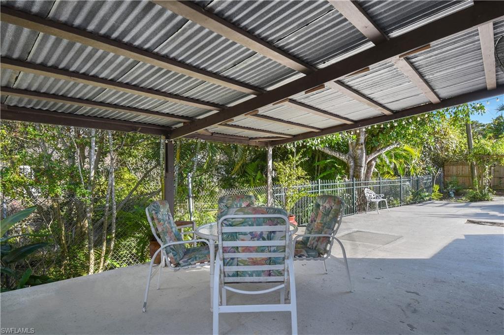 RUSSELL PARK - Residential