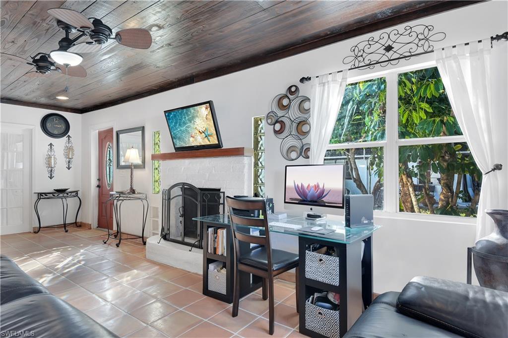 RUSSELL PARK - Residential