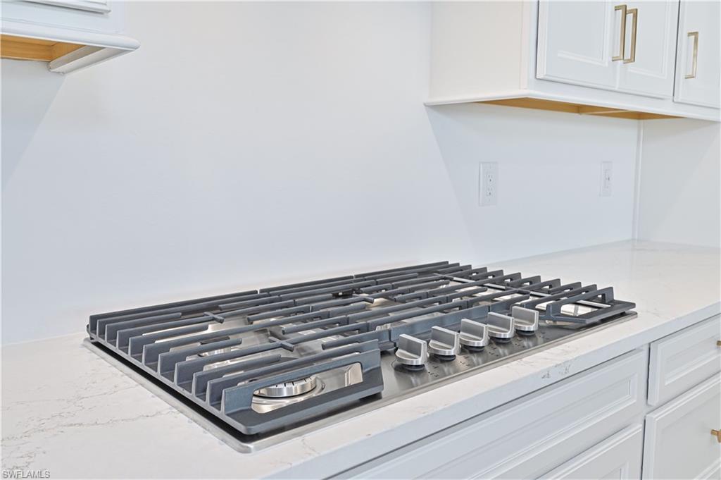 DEL WEBB OAK CREEK - Residential