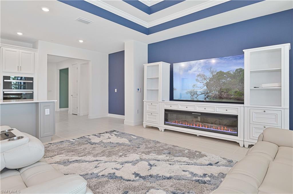 DEL WEBB OAK CREEK - Residential