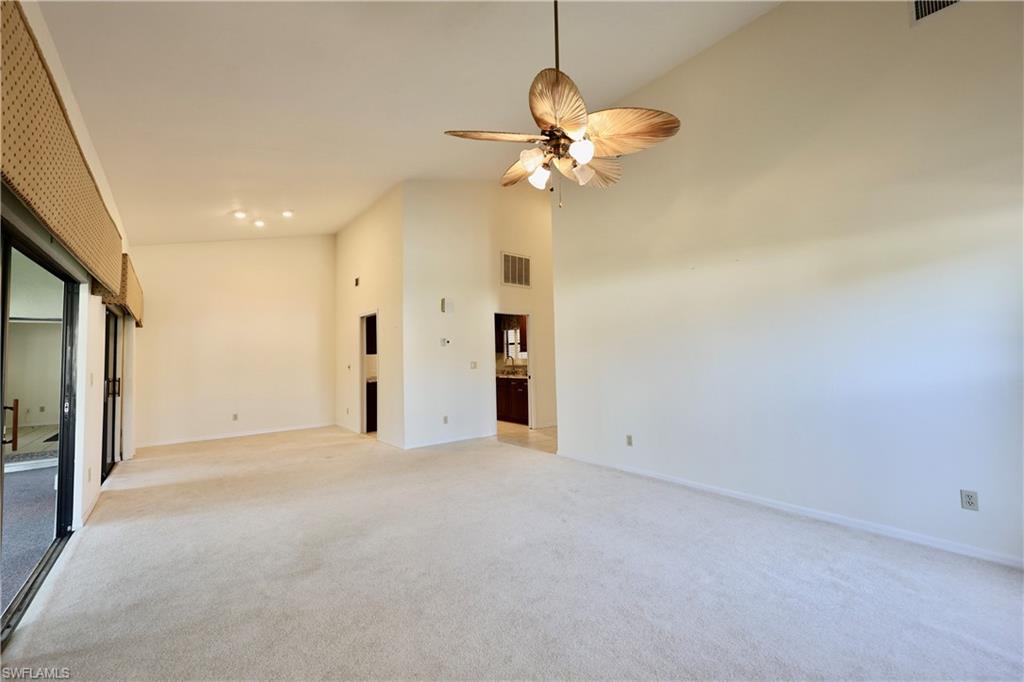 SINGLE FAMILY VILLAGE - Residential Lease