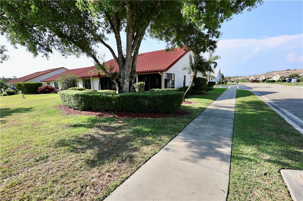 SINGLE FAMILY VILLAGE - Residential Lease