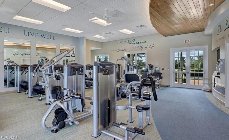 HALFMOON POINT - Residential