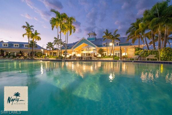 HALFMOON POINT - Residential