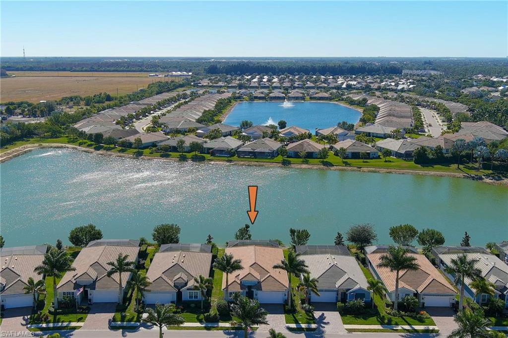 HALFMOON POINT - Residential