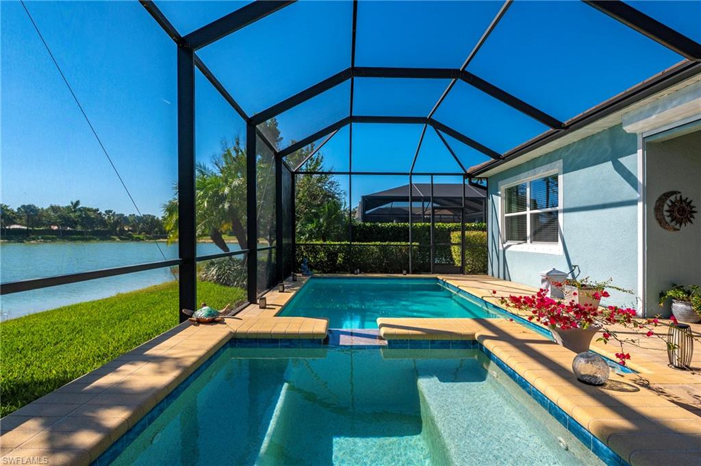 HALFMOON POINT - Residential