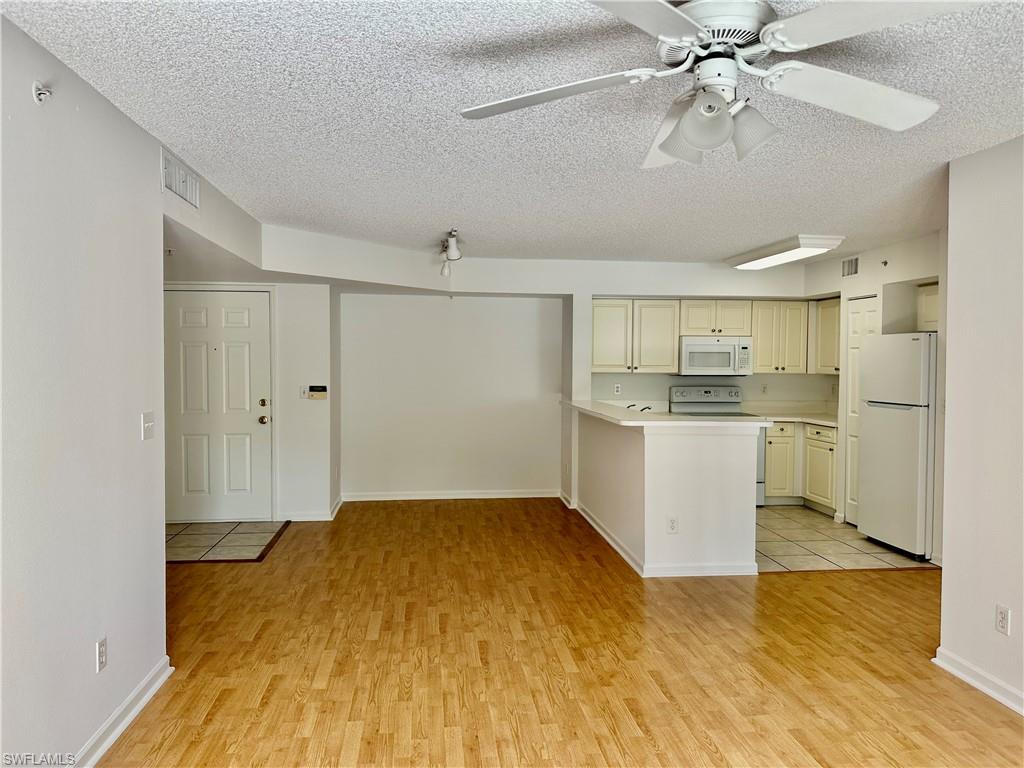 1260 Wildwood Lakes BLVD 204