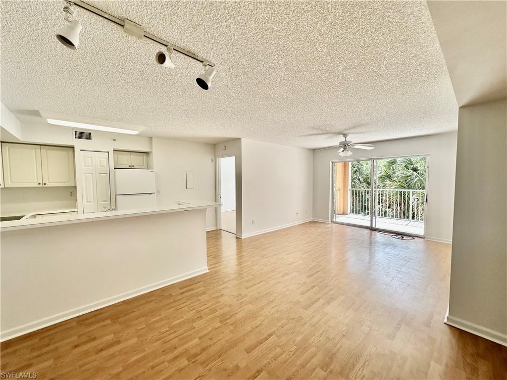 THE ENCLAVE AT NAPLES - Residential