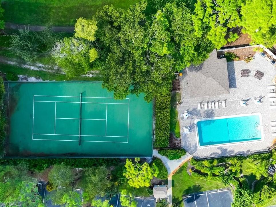 HAMPTON LAKES - Residential