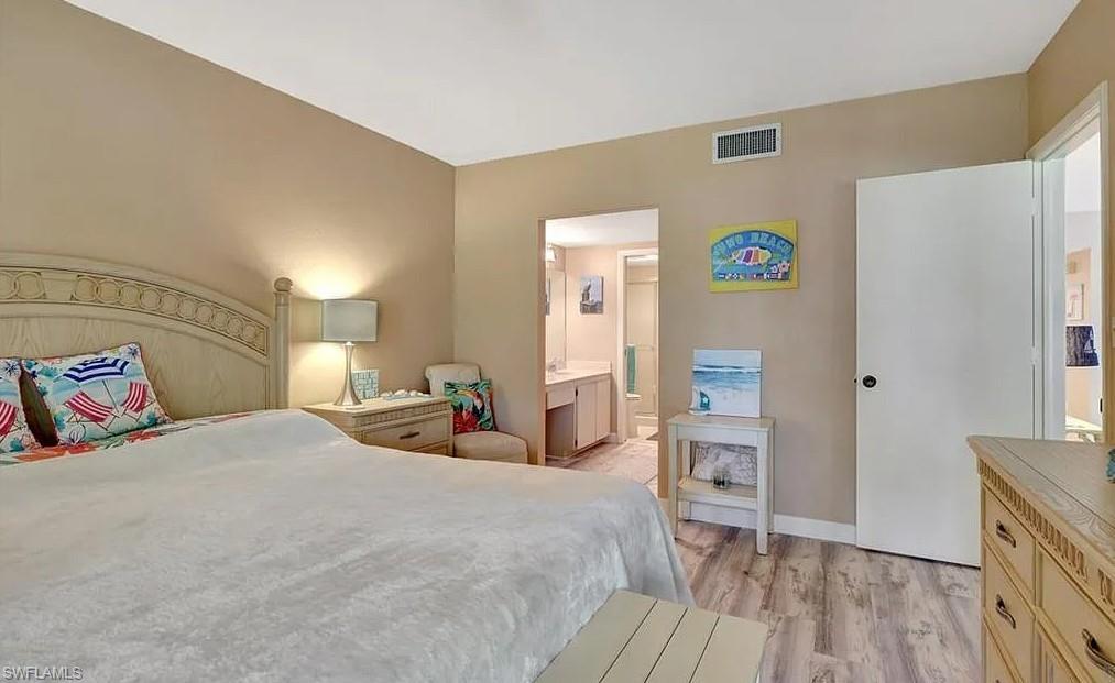 HAMPTON LAKES - Residential