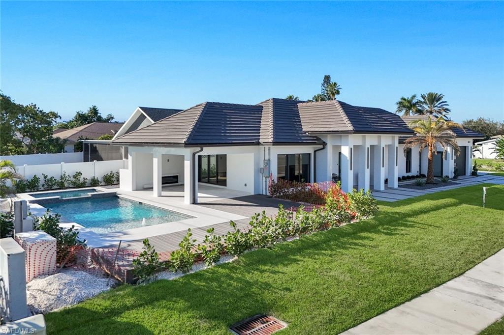 NAPLES PARK - Residential