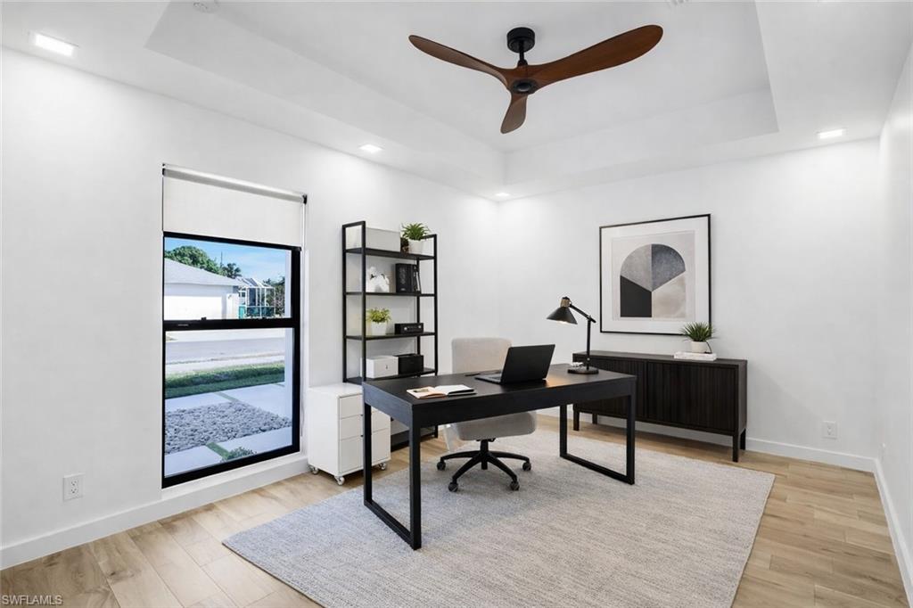 NAPLES PARK - Residential