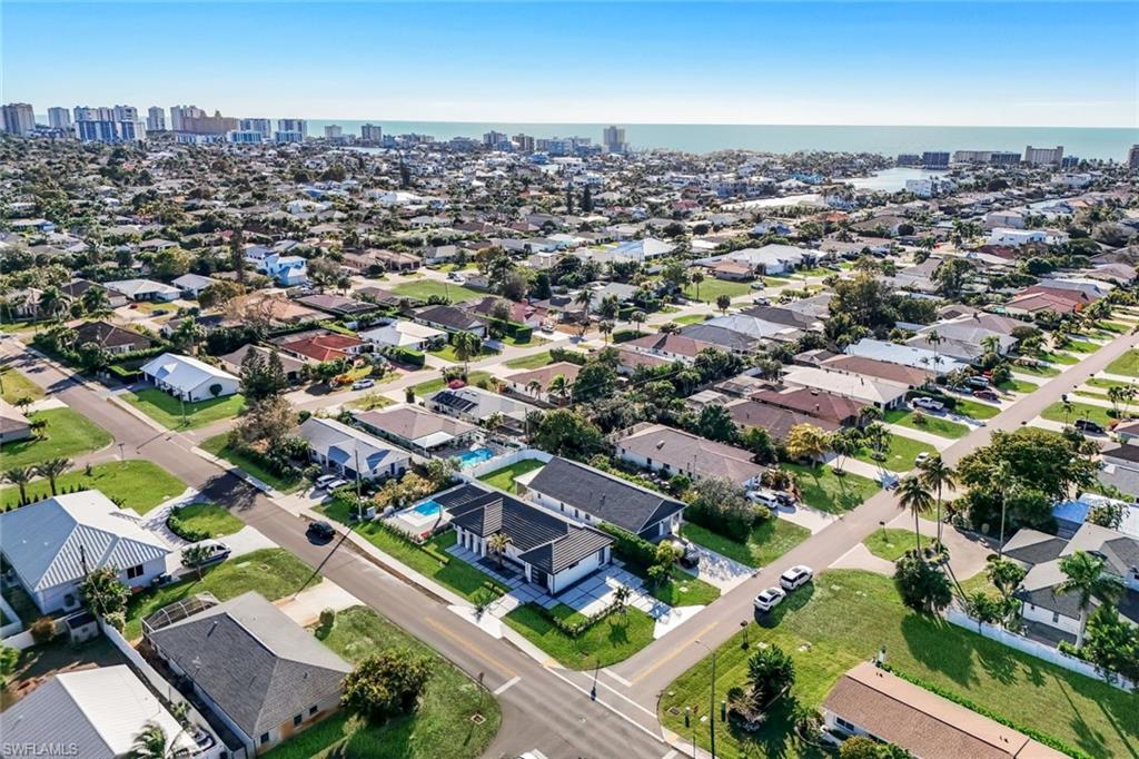 NAPLES PARK - Residential