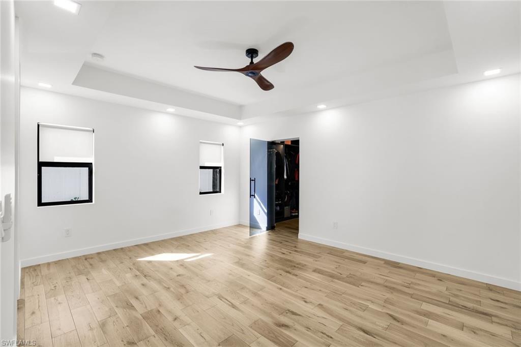 NAPLES PARK - Residential