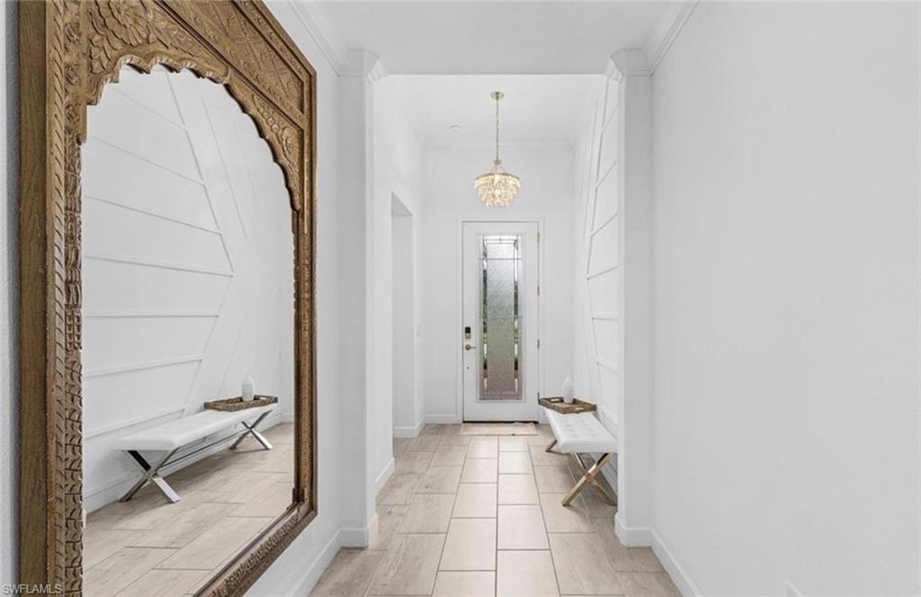 COUNTRY CLUB - Residential