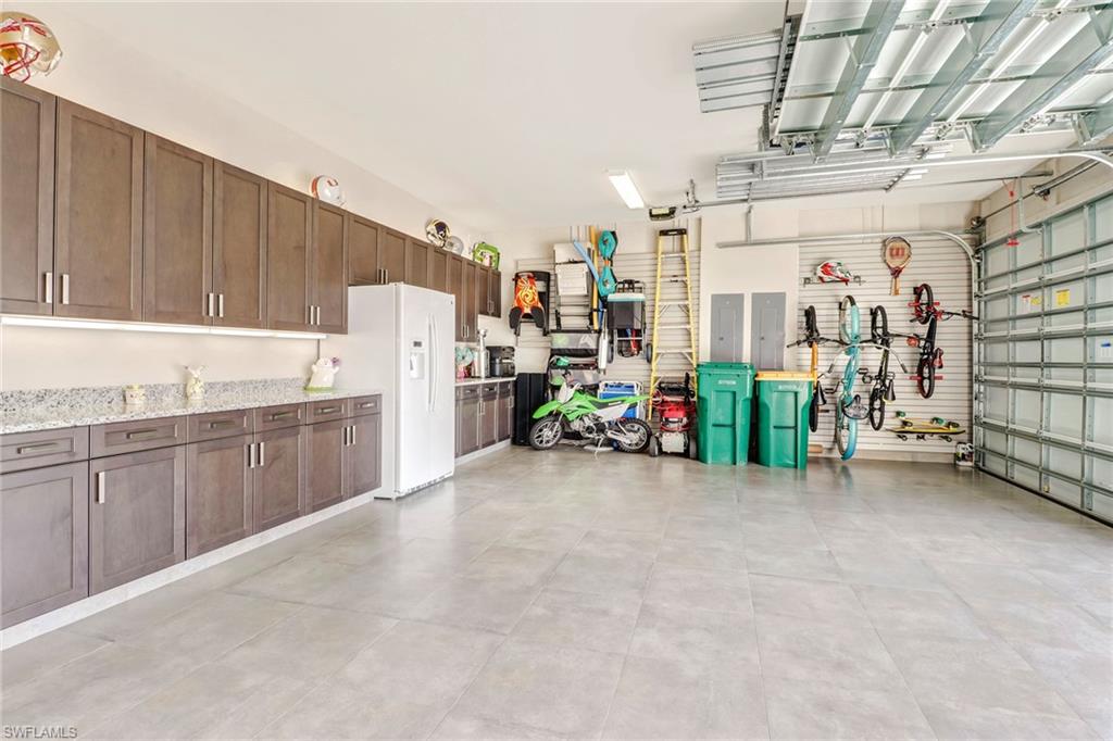 STONECREEK - Residential