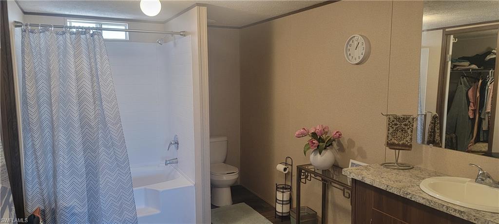 SPRING CREEK VILLAGE - Residential Lease