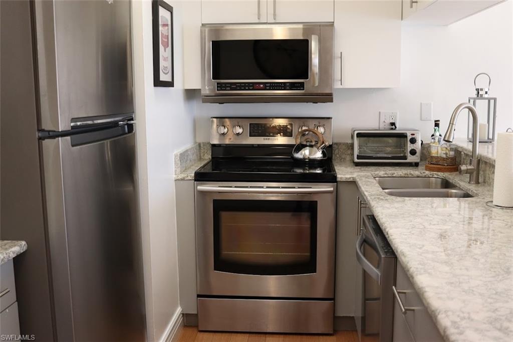 WORLD TENNIS CENTER - Residential