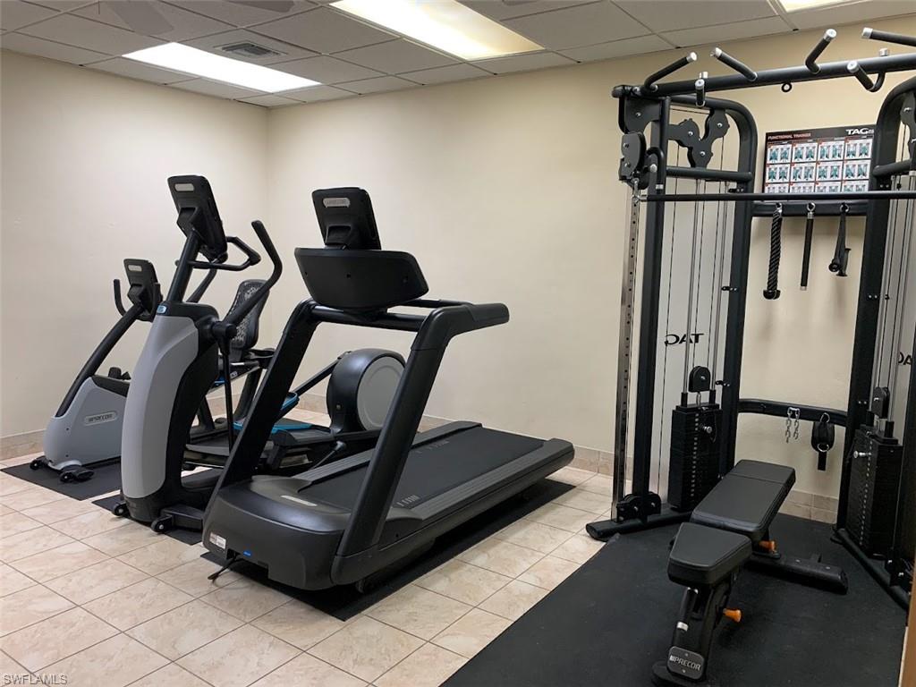 WORLD TENNIS CENTER - Residential