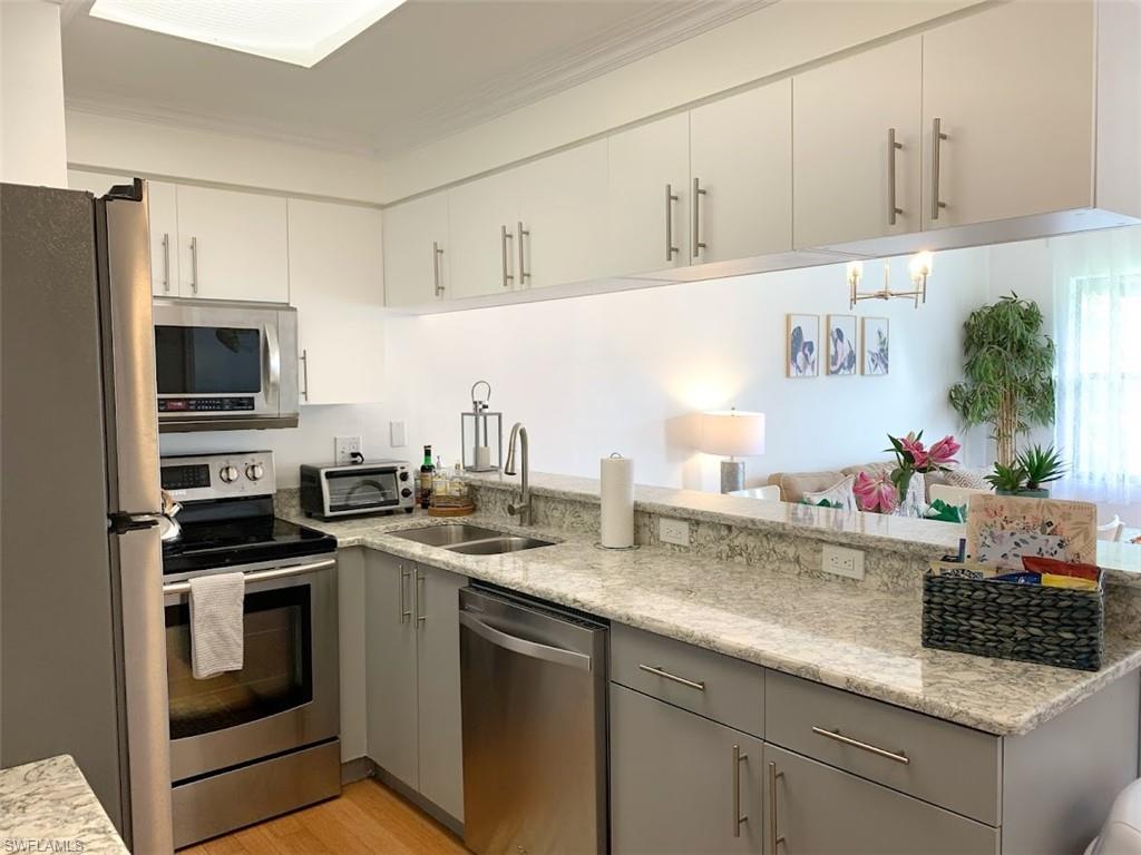 WORLD TENNIS CENTER - Residential