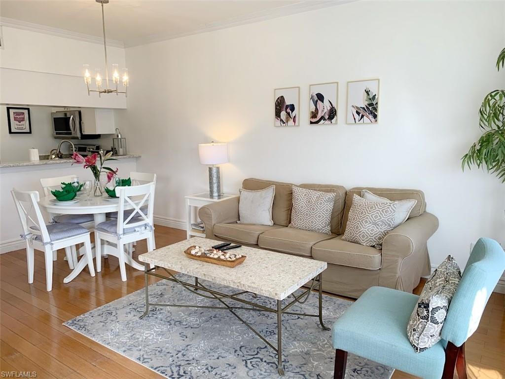 WORLD TENNIS CENTER - Residential