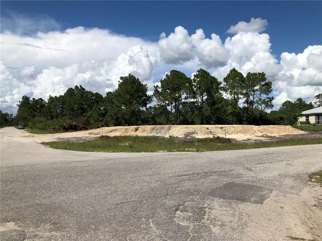 LEHIGH ACRES - Land