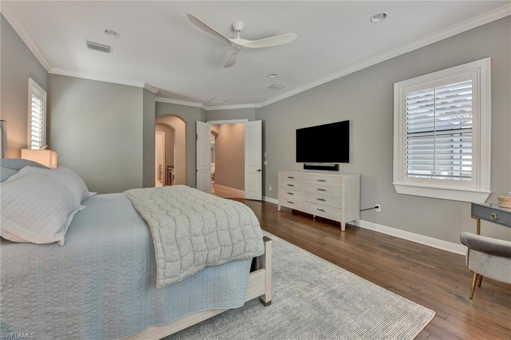 TWIN EAGLES - Residential