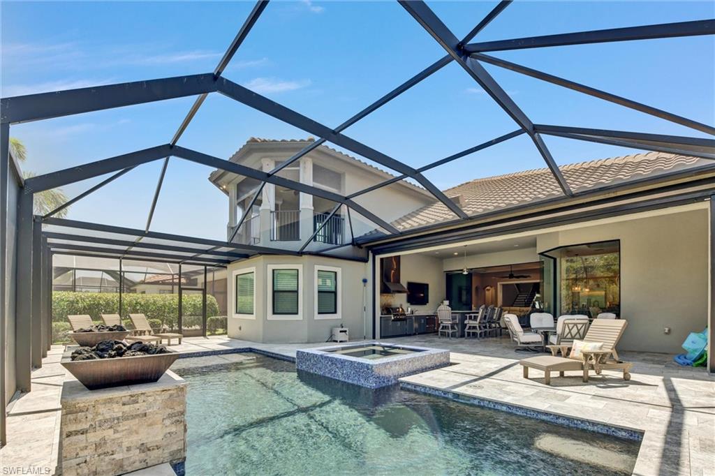 TWIN EAGLES - Residential