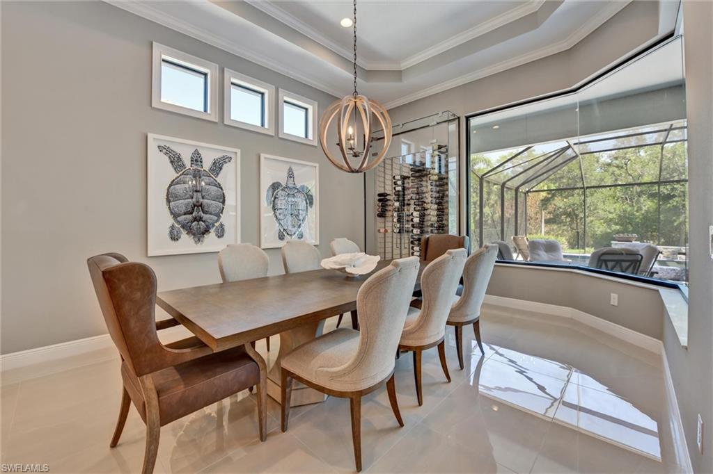 TWIN EAGLES - Residential