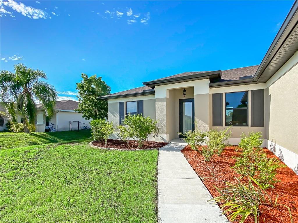CAPE CORAL - Residential