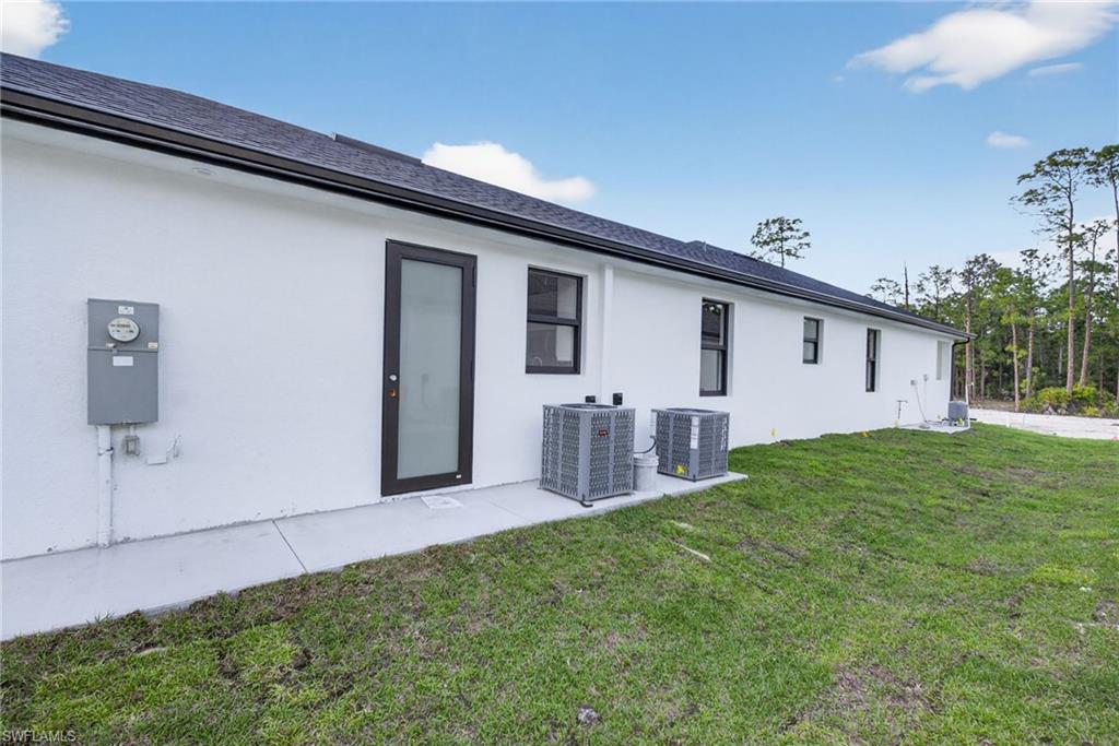 GOLDEN GATE ESTATES - Residential