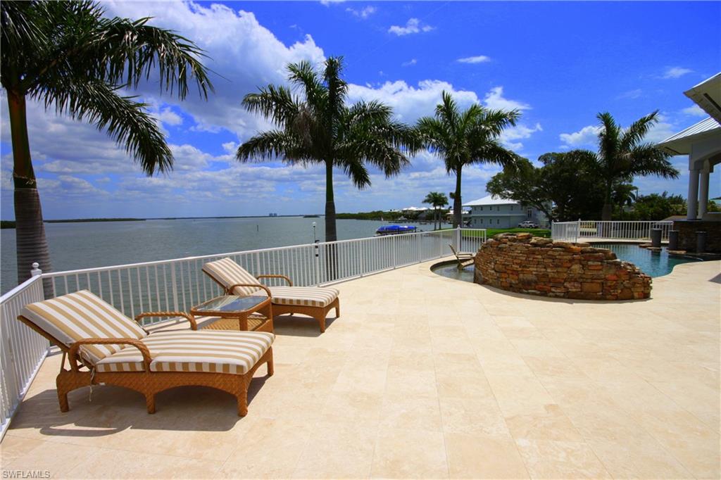 HOLIDAY HEIGHTS - Residential