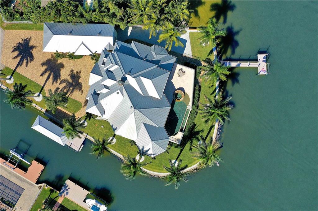 HOLIDAY HEIGHTS - Residential