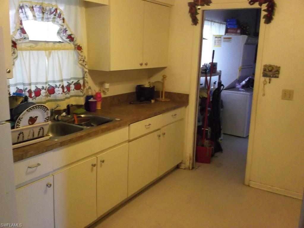 LAKE SUZY - Residential