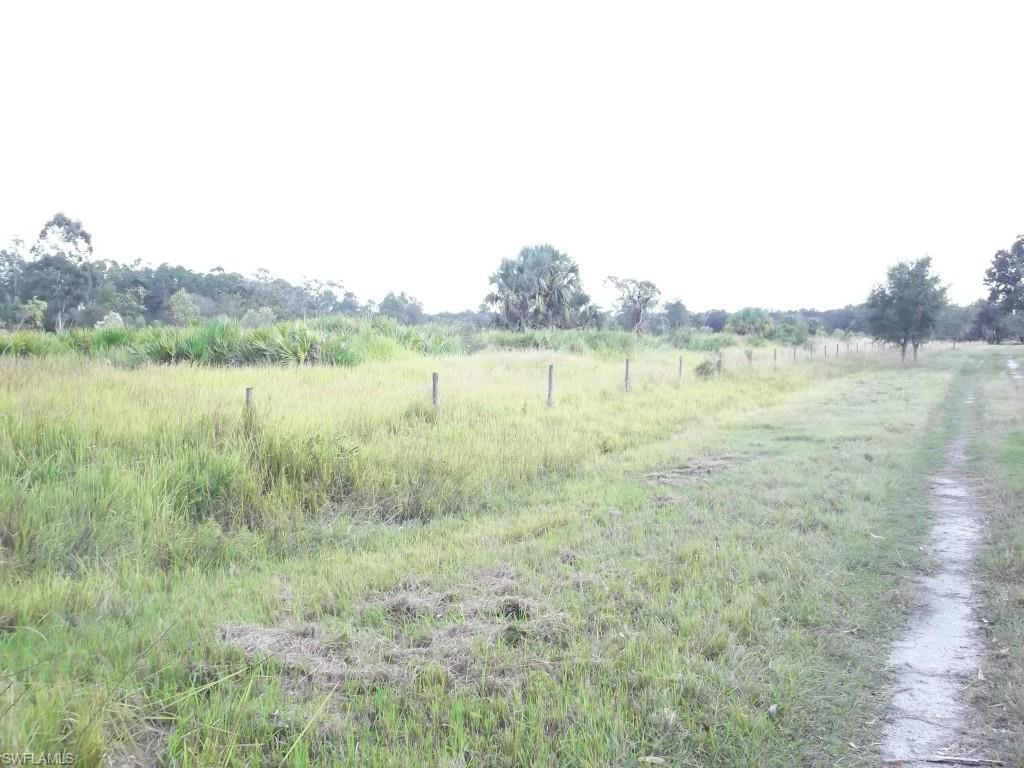 LAKE SUZY - Residential